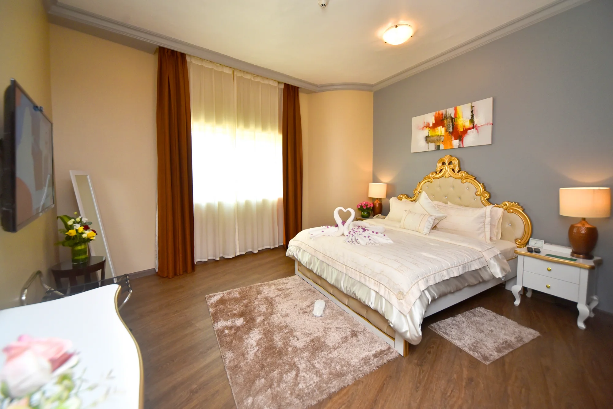 Luxury Two Bedroom Apartment